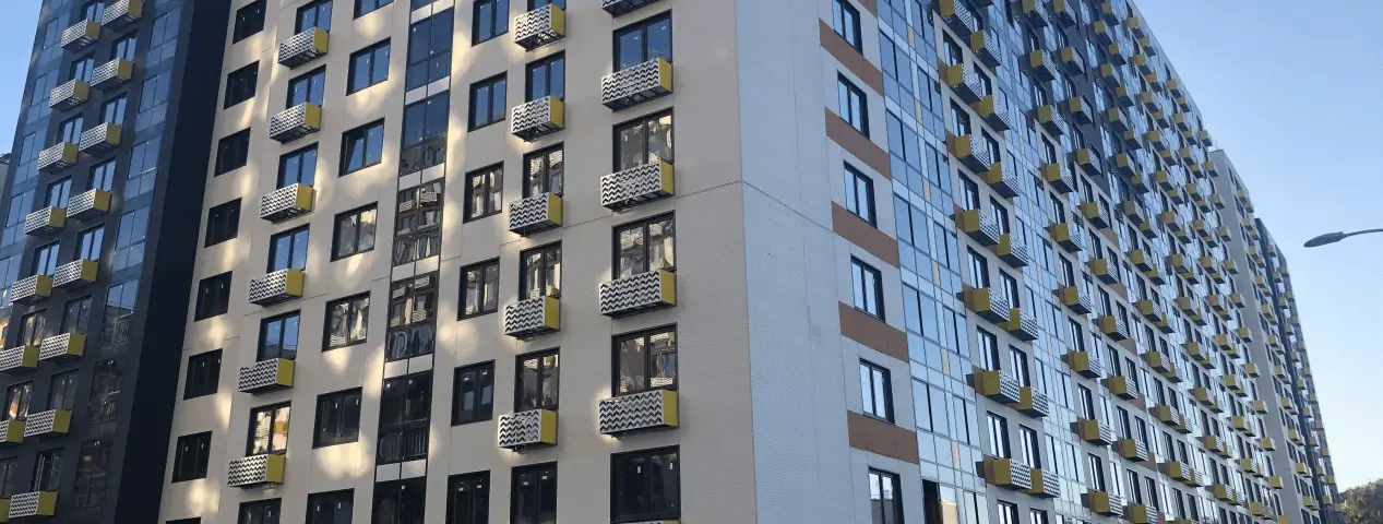 Остекление крупных объектов